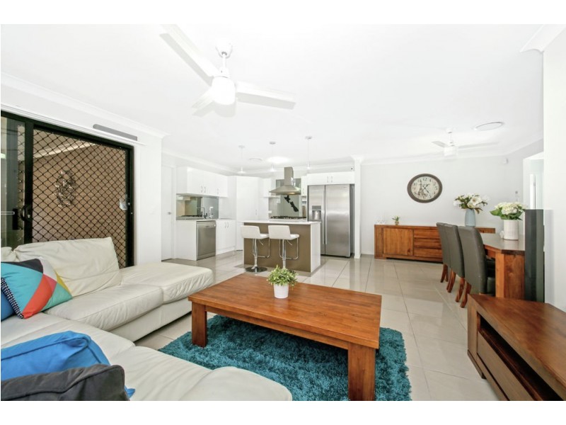 10 Eucla Street, Fitzgibbon QLD 4018