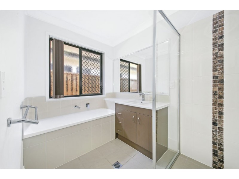 10 Eucla Street, Fitzgibbon QLD 4018