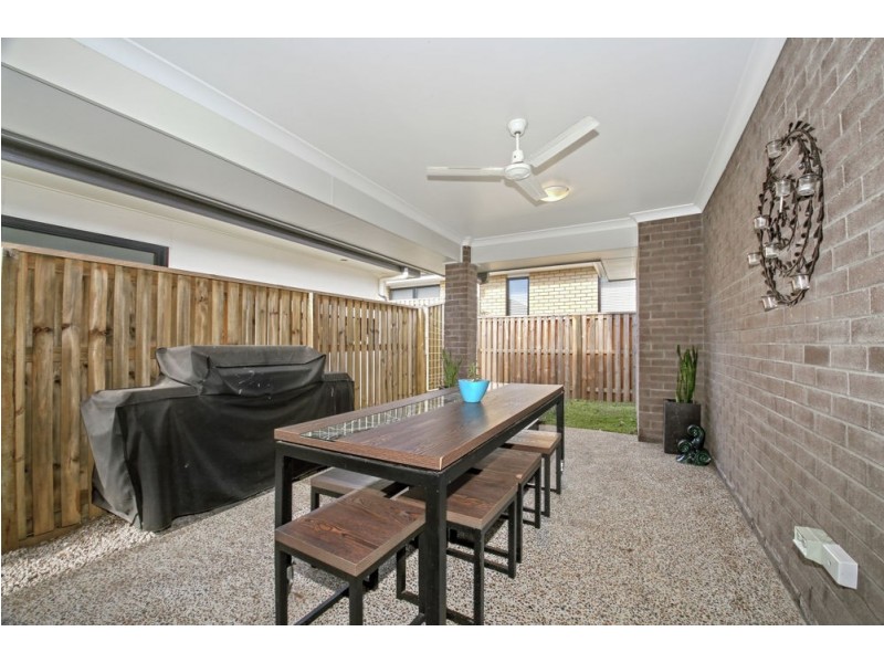 10 Eucla Street, Fitzgibbon QLD 4018