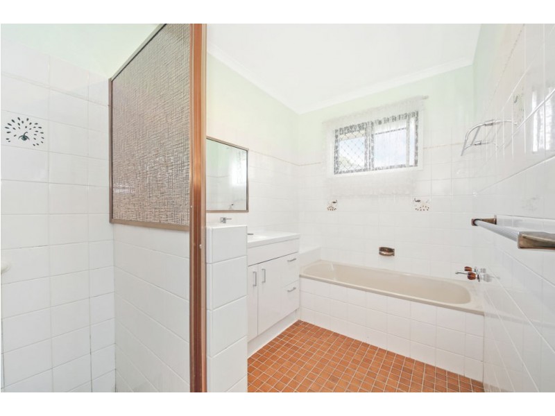 6 Logan Terrace, Deception Bay QLD 4508