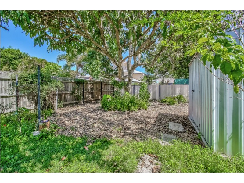 55 Victoria Avenue, Woody Point QLD 4019
