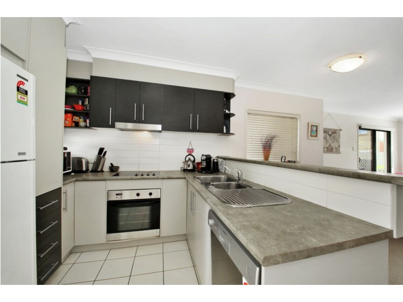 10/25 Georgina Street, Woody Point QLD 4019