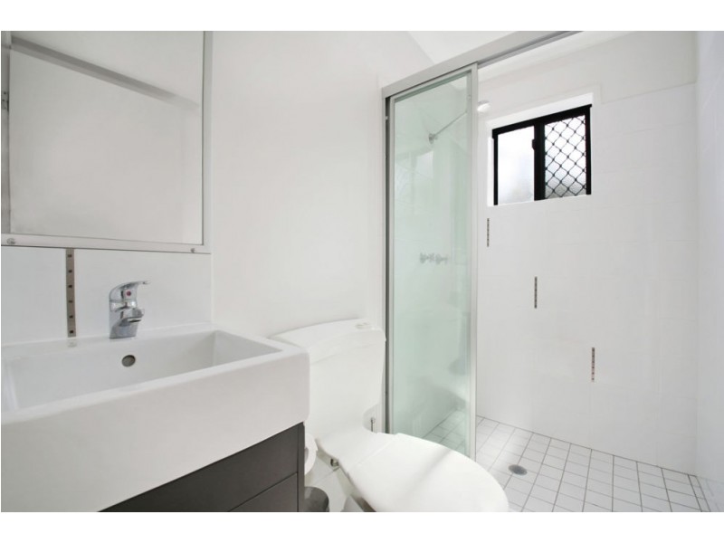 10/25 Georgina Street, Woody Point QLD 4019