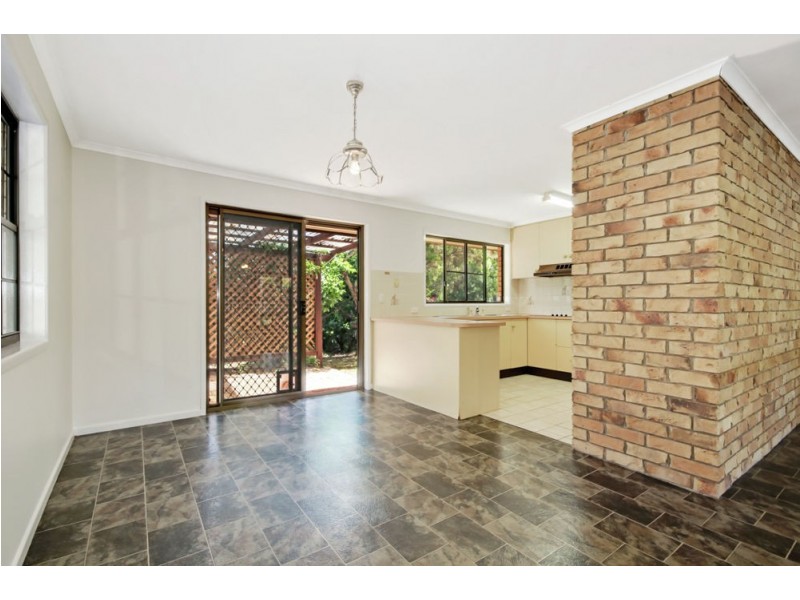 16 Paradise Court, Clontarf QLD 4019