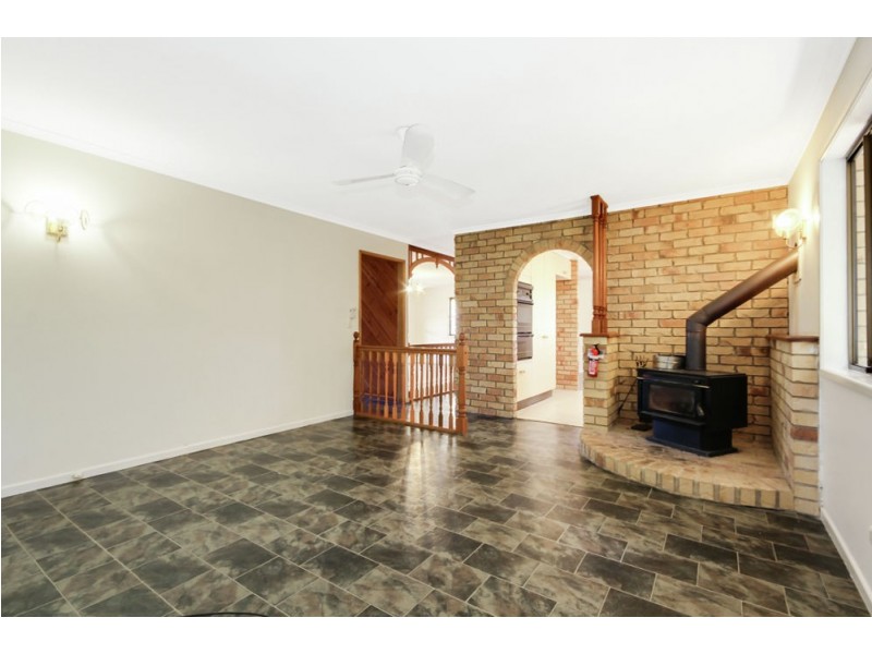 16 Paradise Court, Clontarf QLD 4019