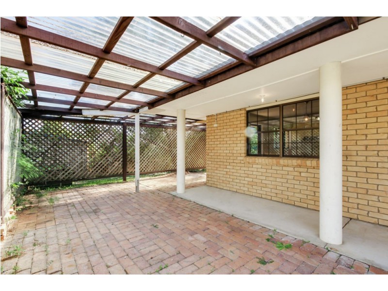 16 Paradise Court, Clontarf QLD 4019