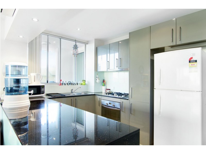 2/75 Sutton Street, Redcliffe QLD 4020
