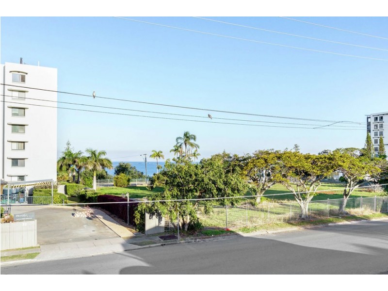 2/75 Sutton Street, Redcliffe QLD 4020