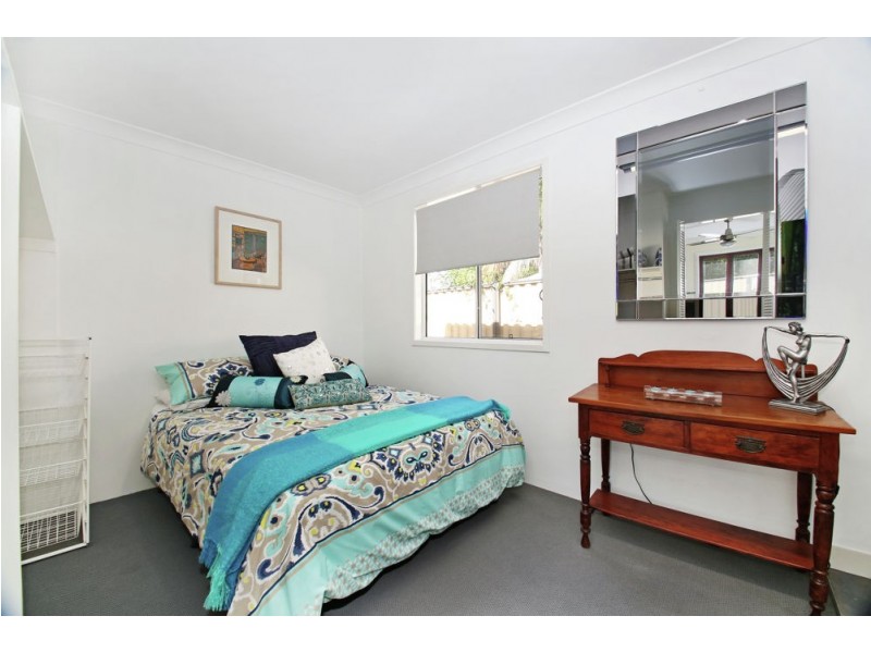 32 James Street, Scarborough QLD 4020