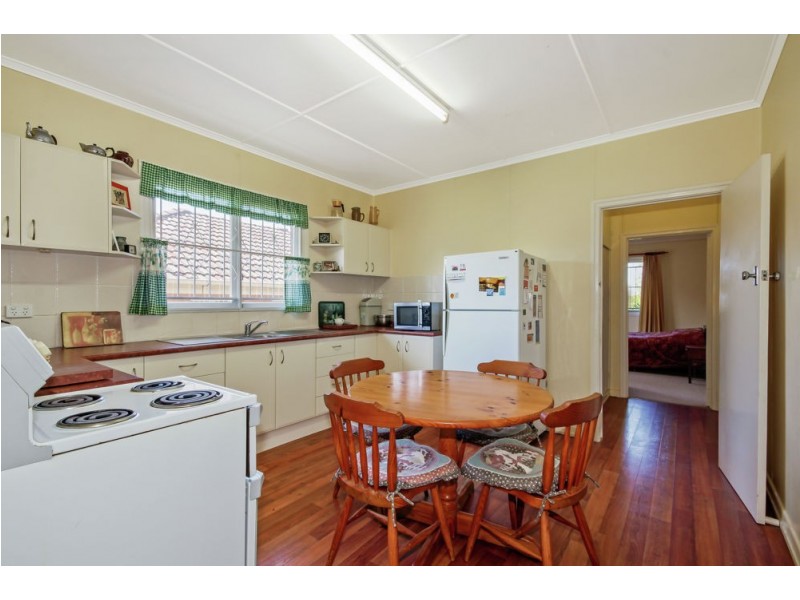 1 Knights Terrace, Margate QLD 4019