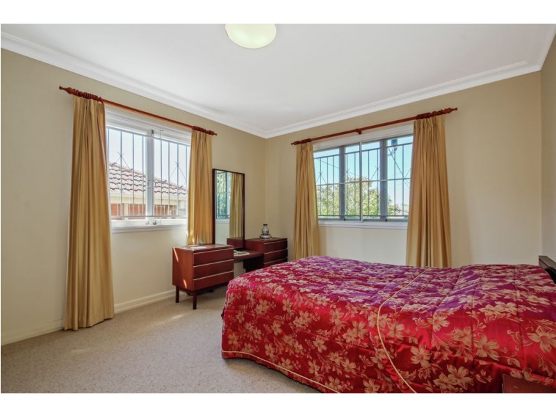 1 Knights Terrace, Margate QLD 4019