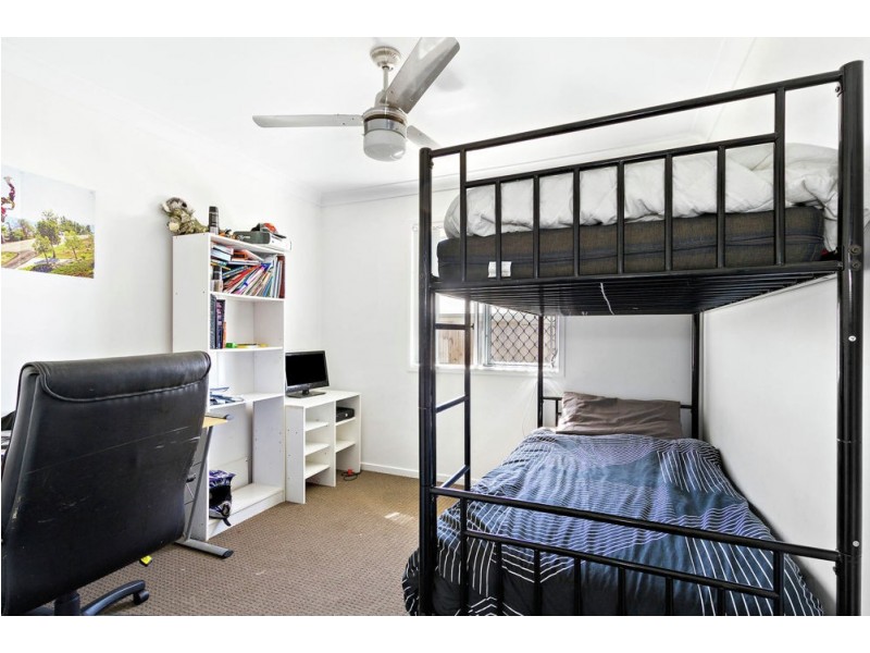 6 Barrett Close, Burpengary QLD 4505