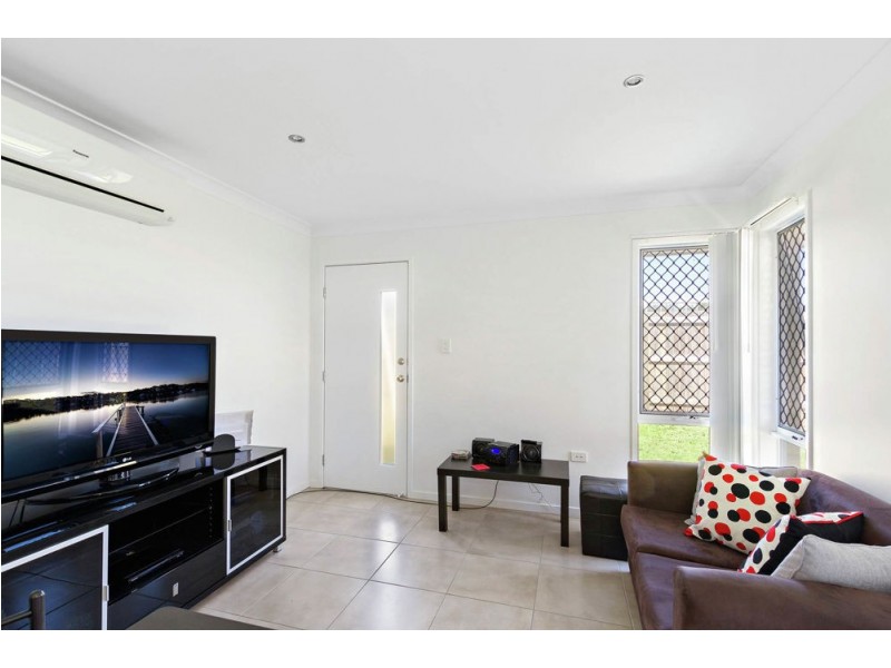 6 Barrett Close, Burpengary QLD 4505