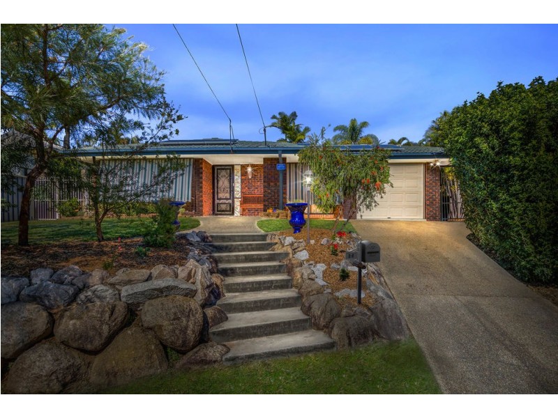 26 Paradise Court, Clontarf QLD 4019