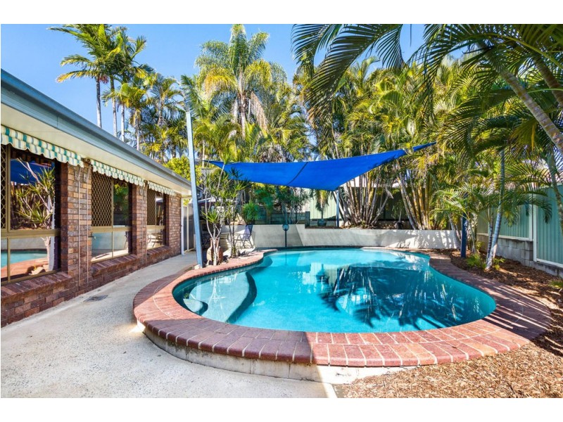 26 Paradise Court, Clontarf QLD 4019