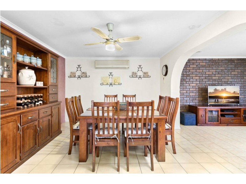 26 Paradise Court, Clontarf QLD 4019