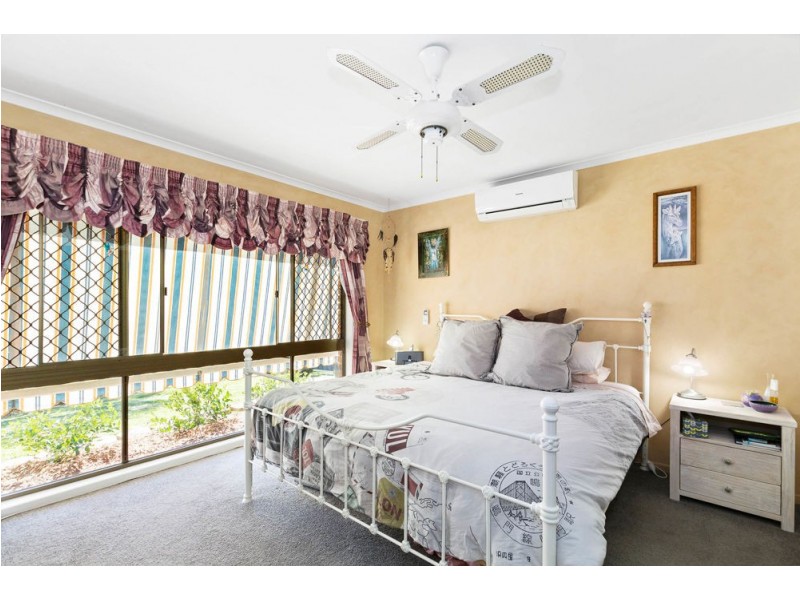 26 Paradise Court, Clontarf QLD 4019