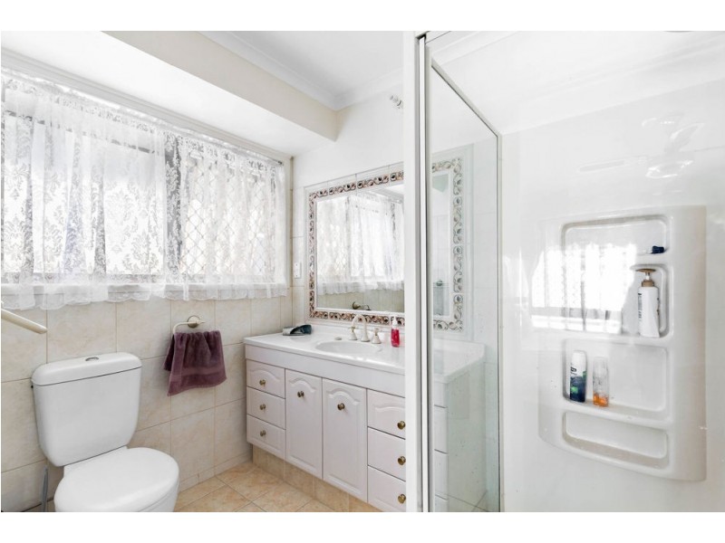 26 Paradise Court, Clontarf QLD 4019