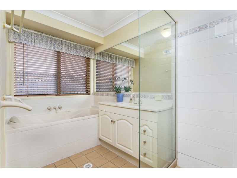 2 Yandina Place, Deception Bay QLD 4508