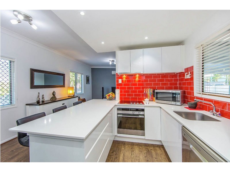 93 Thomas Street, Clontarf QLD 4019
