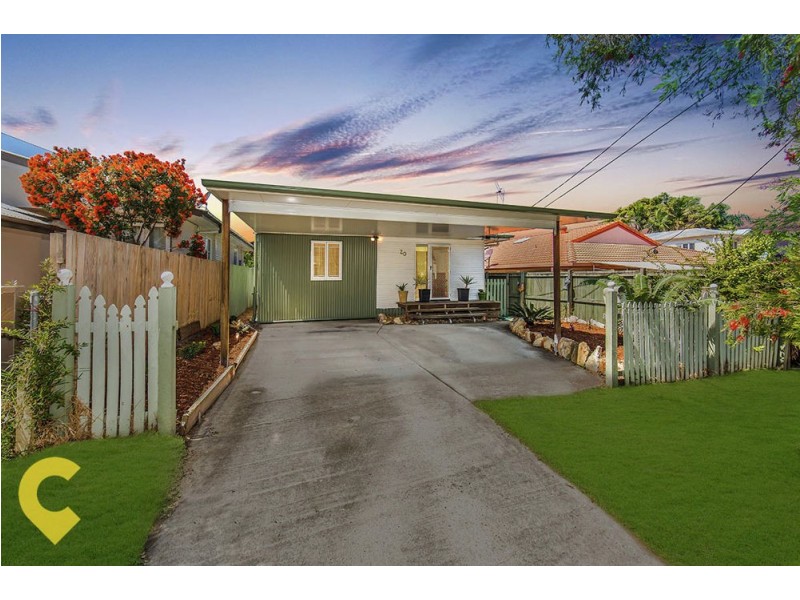 20 Livermore Street, Redcliffe QLD 4020