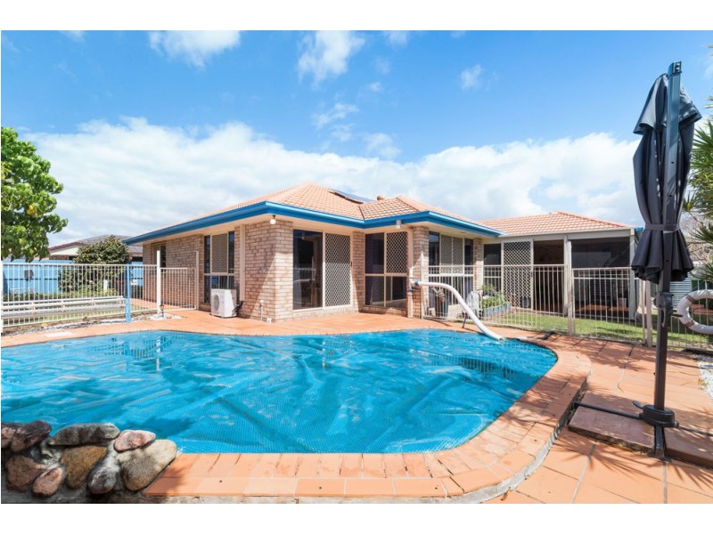 14 Walsh Street, Redcliffe QLD 4020