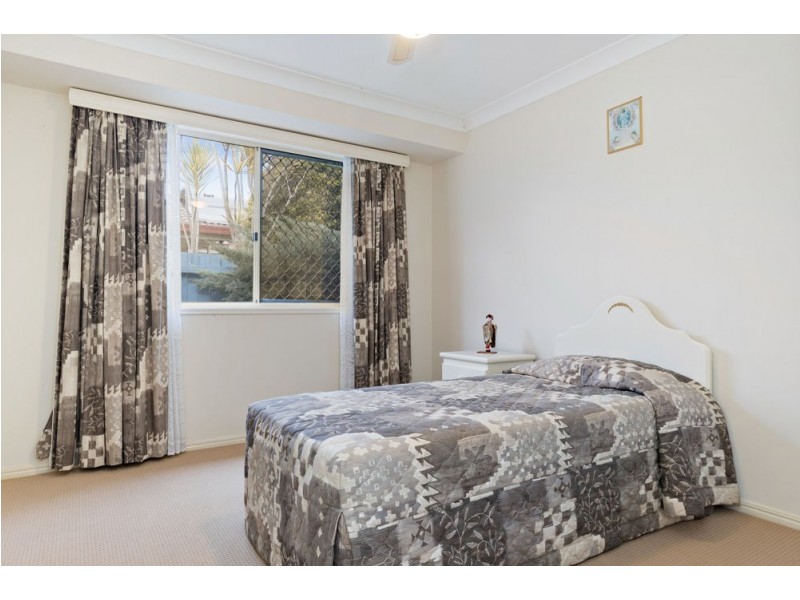 14 Walsh Street, Redcliffe QLD 4020