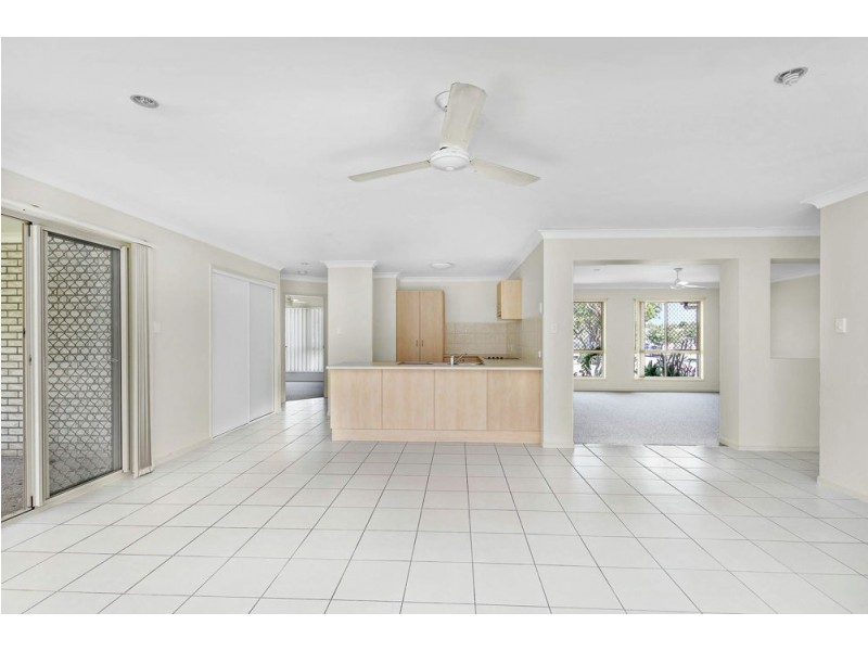 42 Amity Drive, Rothwell QLD 4022