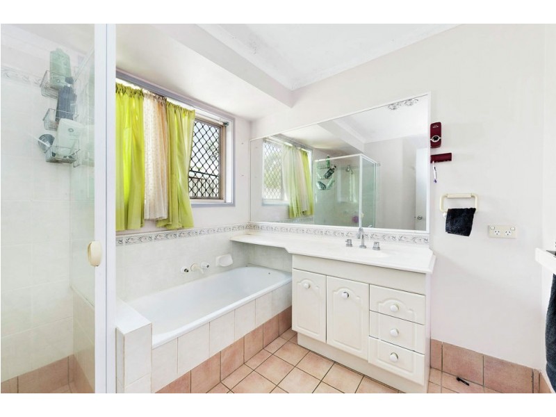 11 Gibbons Court, Burpengary QLD 4505