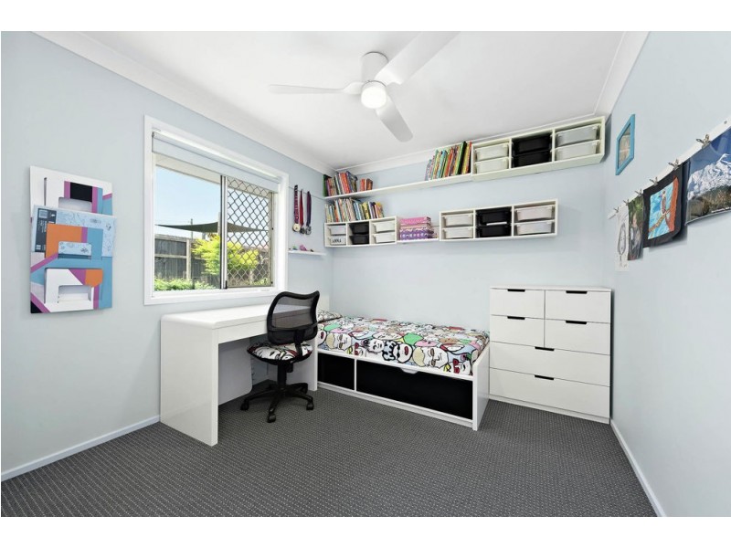 18 Embassy Street, Deception Bay QLD 4508