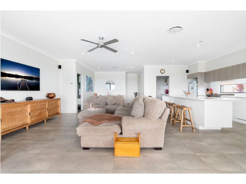 32 Palmerston Street, North Lakes QLD 4509