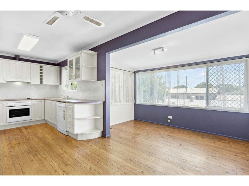 215 Maine Road, Clontarf QLD 4019