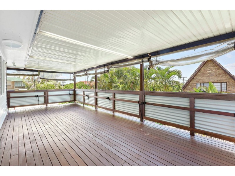 215 Maine Road, Clontarf QLD 4019