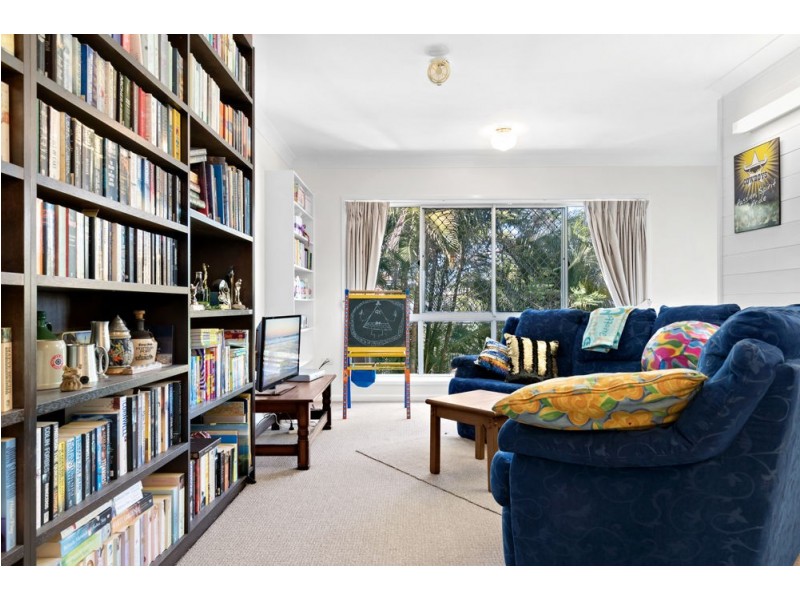 2 Joanna Street, Clontarf QLD 4019