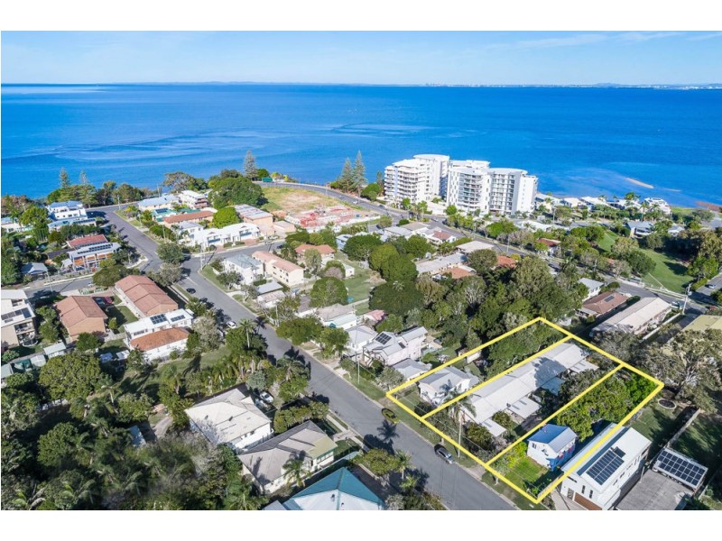 25-29 Alfred Street, Woody Point QLD 4019