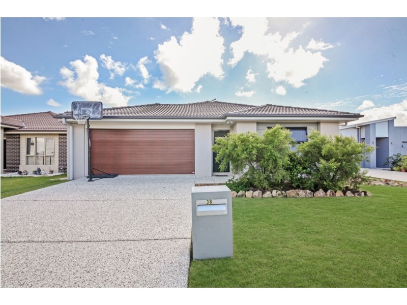 38 Reserve Drive, Caboolture QLD 4510