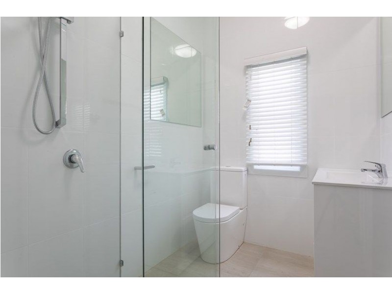 482 Oxley Avenue, Redcliffe QLD 4020