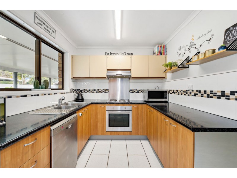 6 Raintree Street, Kippa-ring QLD 4021