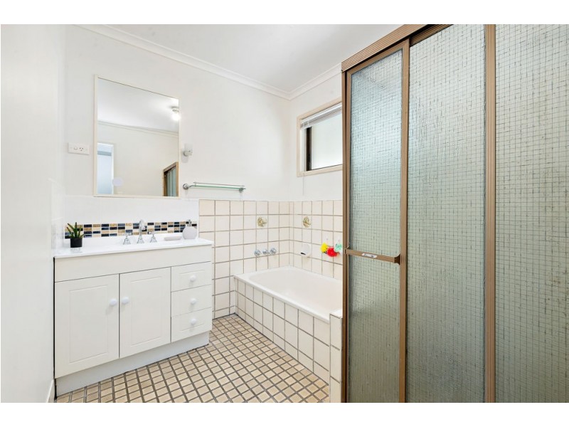 6 Raintree Street, Kippa-ring QLD 4021