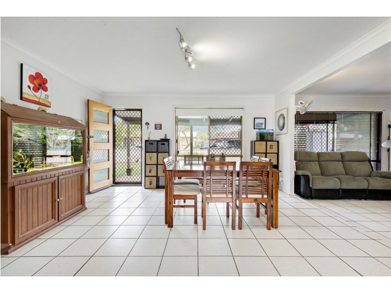 6 Raintree Street, Kippa-ring QLD 4021