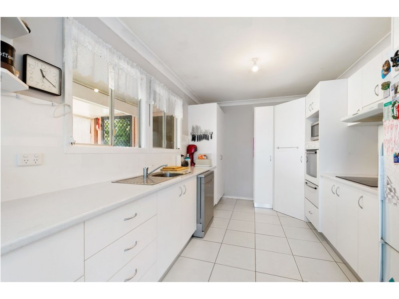316 Elizabeth Avenue, Clontarf QLD 4019
