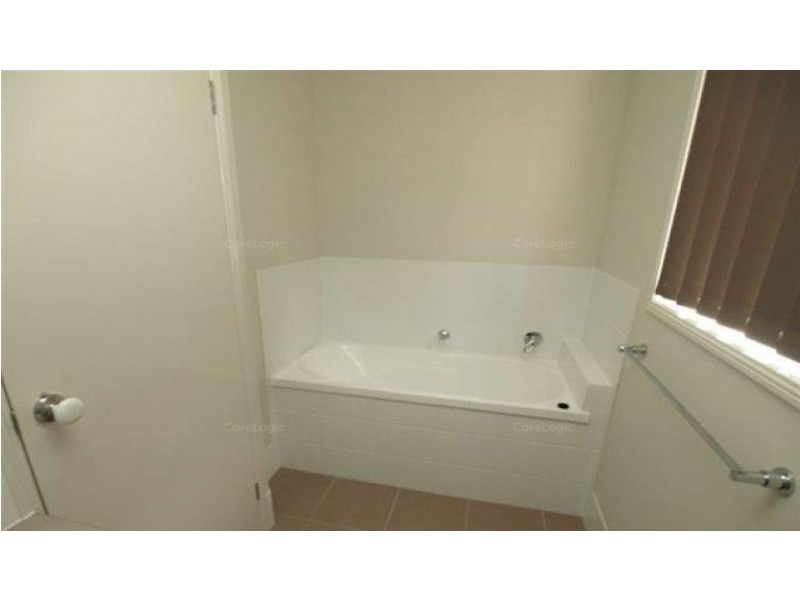 2 Waterlilly Court, Rothwell QLD 4022