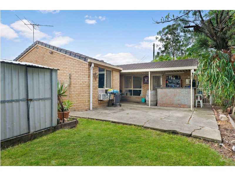 55 Queens Road, Everton Hills QLD 4053