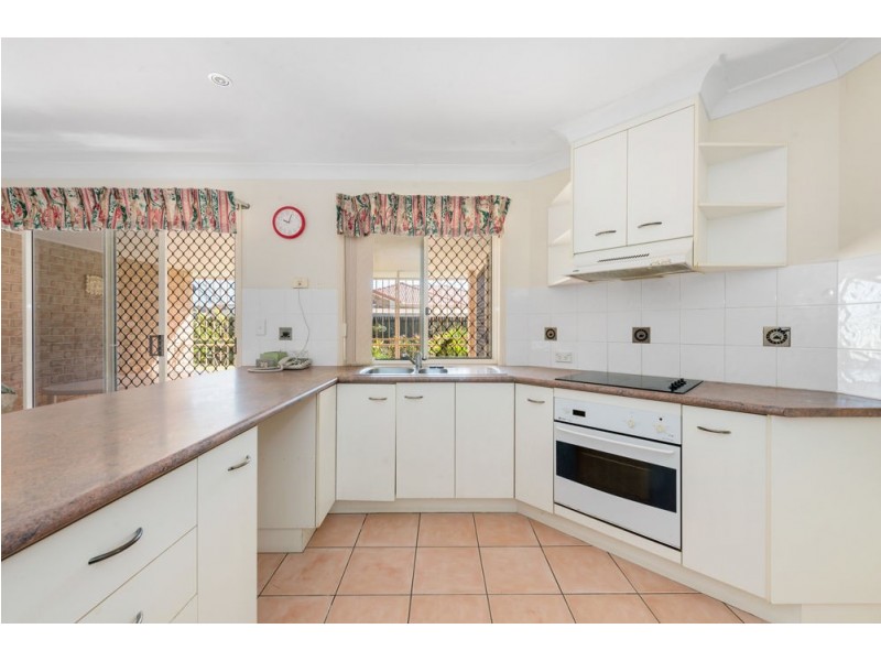 6 Bernays Court, Rothwell QLD 4022