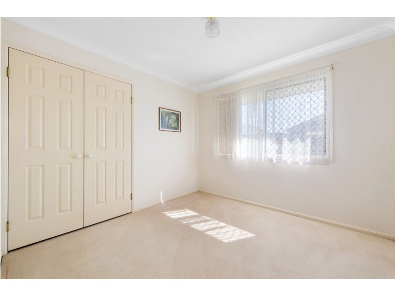 6 Bernays Court, Rothwell QLD 4022