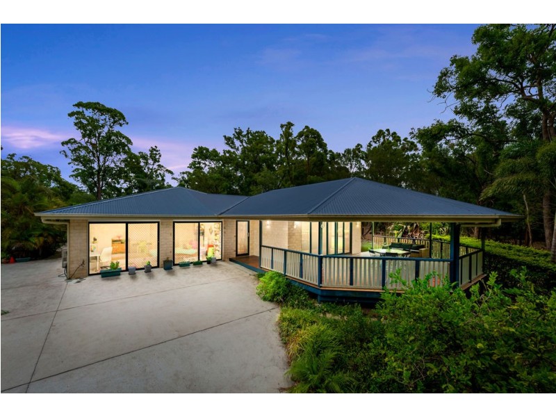 28 Raven Court, Warner QLD 4500
