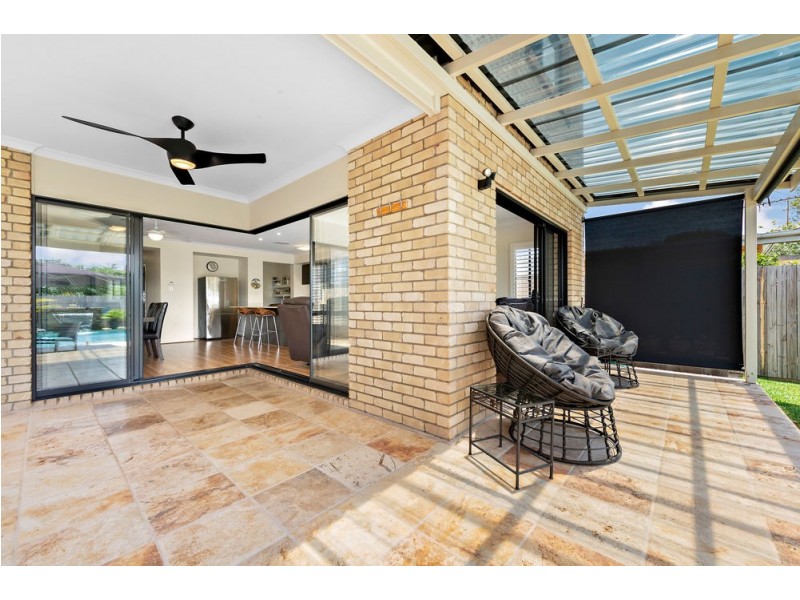 12A Queen Street, Scarborough QLD 4020