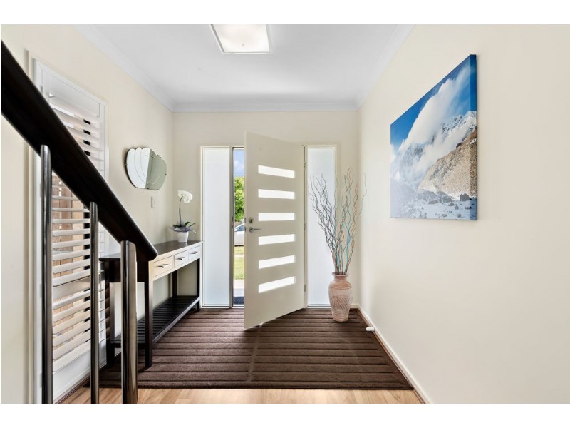 12A Queen Street, Scarborough QLD 4020