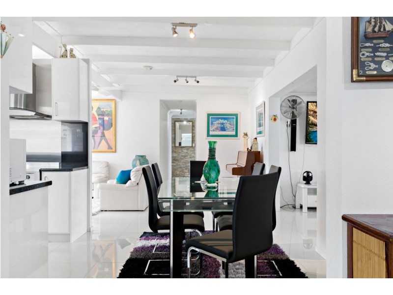 10 Willow Street, Kippa-ring QLD 4021