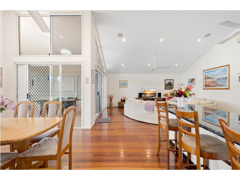 47 Ellen Street, Woody Point QLD 4019